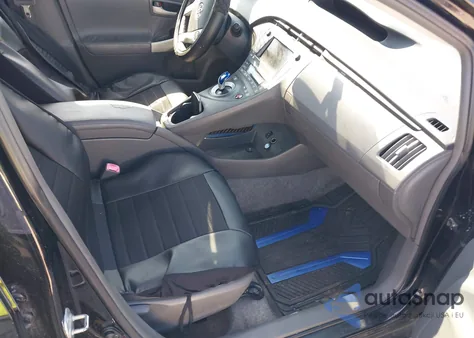 2011 Toyota Prius Four from USA, damaged, VIN JTDKN3DU6B5368181